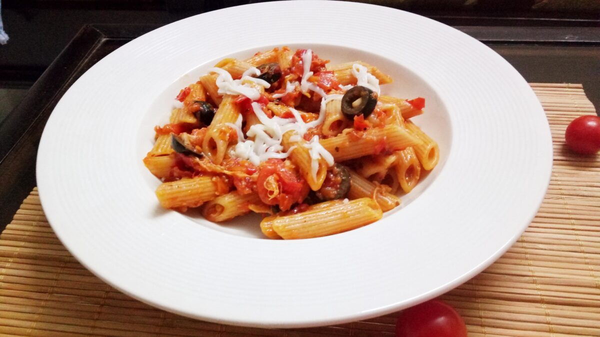 Penne Pasta in Tomato Sauce from scratch - Palate's Desire