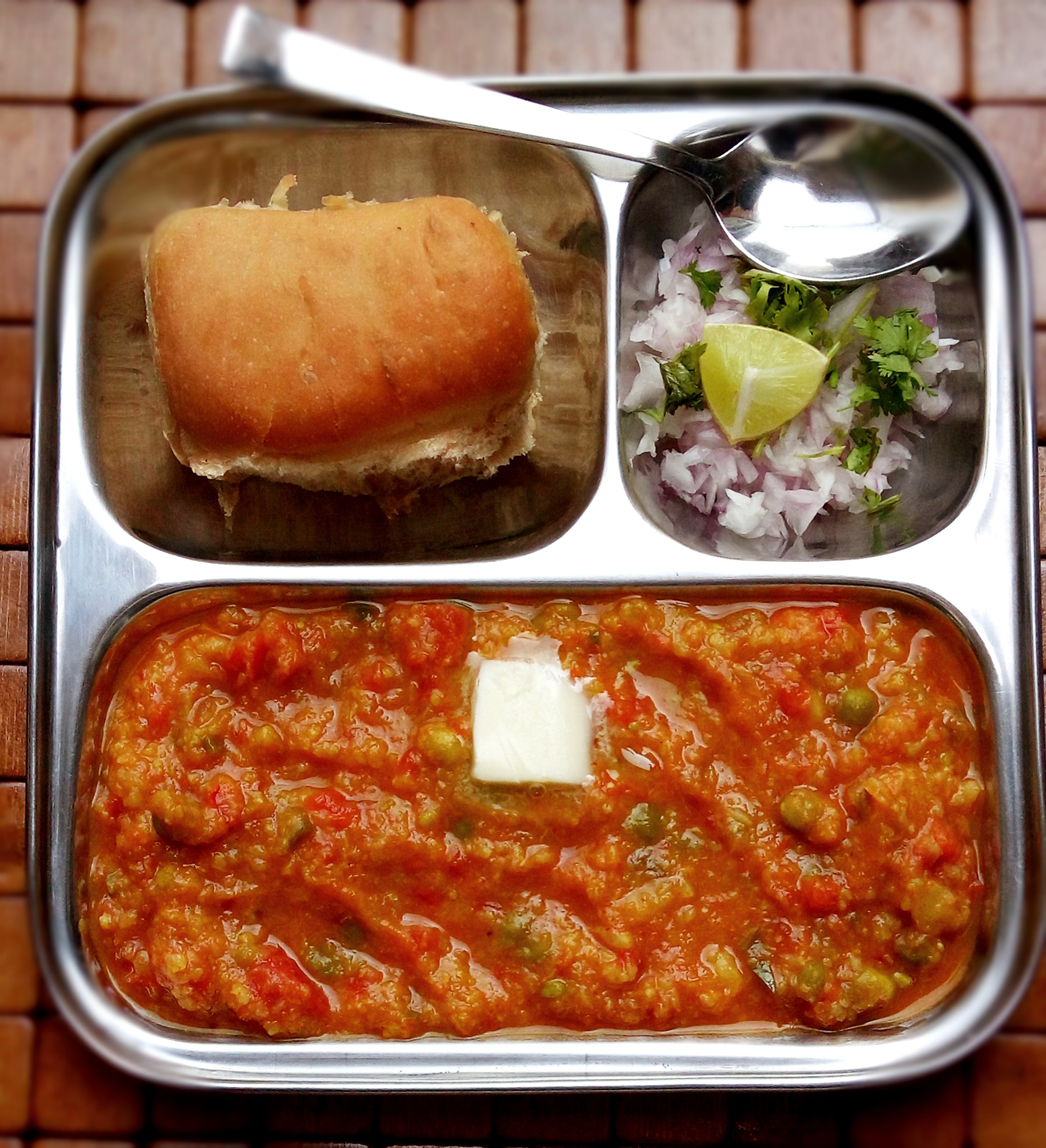 Pav Bhaji Recipe how to make street style Pav Bhaji Palate's Desire